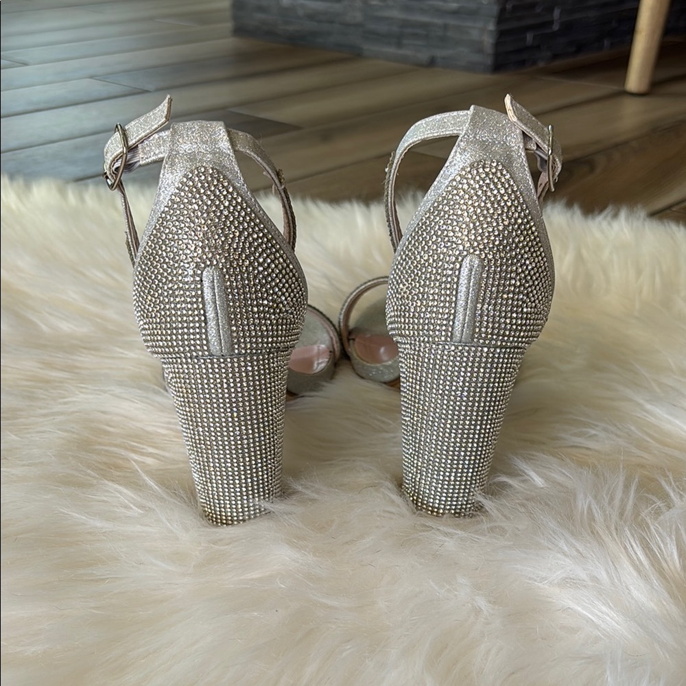Bling Ankle Strap Heels Size 9 - Picture 5 of 10